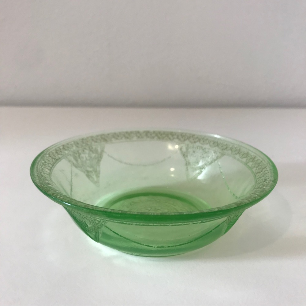 Georgian Green Depression Glass Bowl